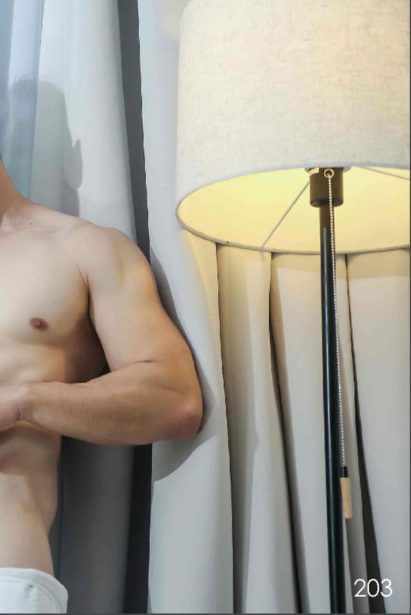 Style-Men-127---Huge-guy--Brian-